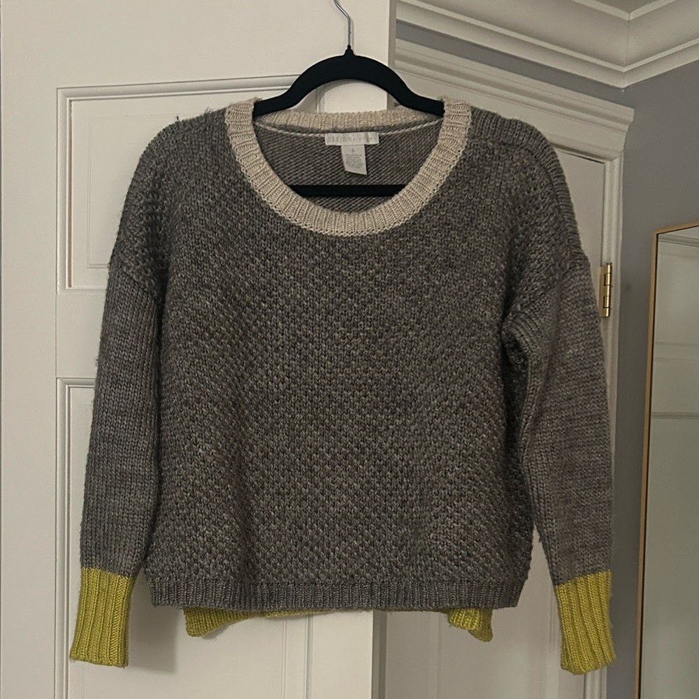 Design History Gray Sweater with Yellow Trim
